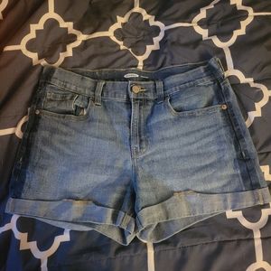 Old navy boyfriend shorts